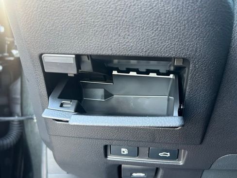 Used 2024 Lexus ES 350 w/ Premium Package image 17