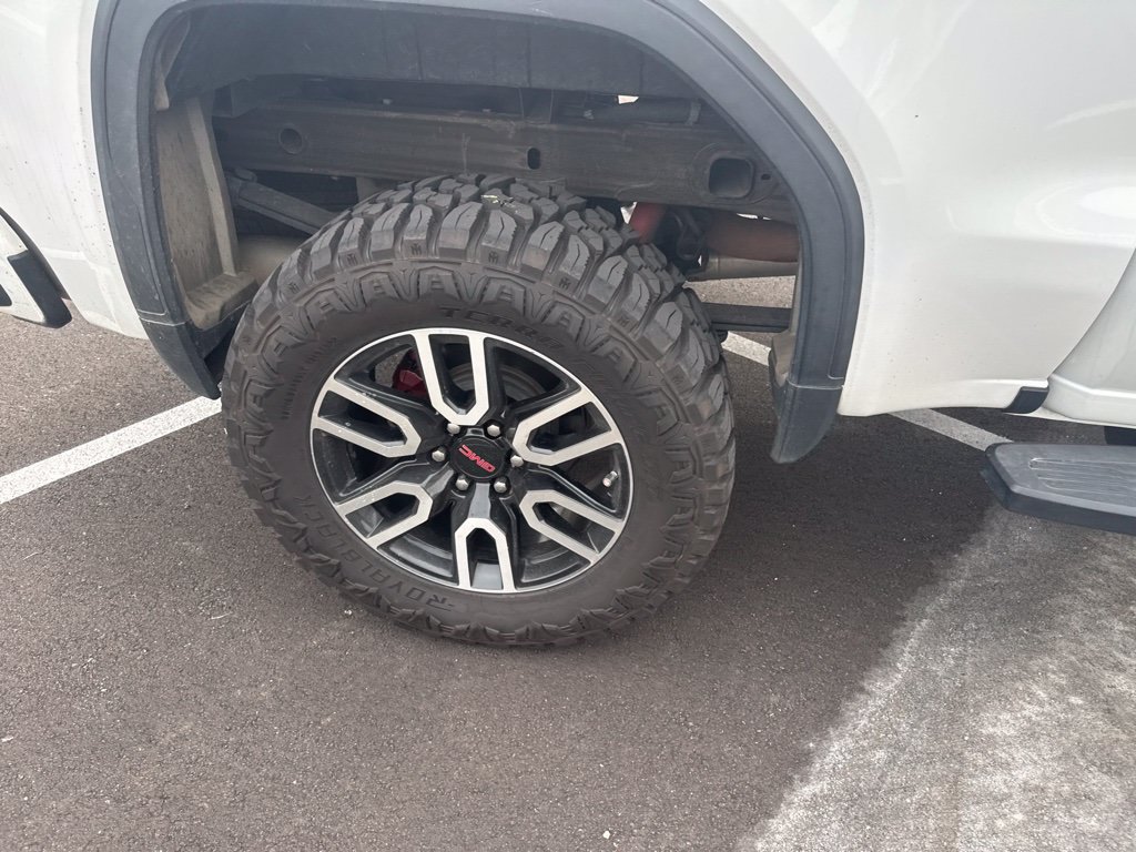Used 2020 GMC Sierra 1500 AT4 w/ AT4 Premium Package AWD/4WD image 22