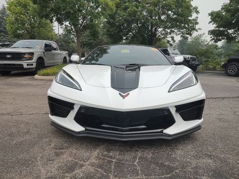 Used 2024 Chevrolet Corvette Stingray Premium Conv RWD image 2