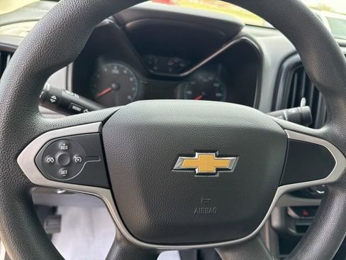 Used 2022 Chevrolet Colorado W/T w/ WT Convenience Package image 16