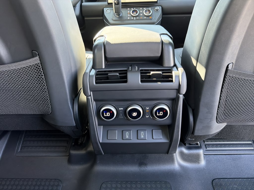 New 2026 Land Rover Defender 110 S AWD/4WD image 18