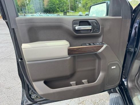 Used 2020 GMC Sierra 1500 SLT w/ SLT Premium Plus Package AWD/4WD image 15