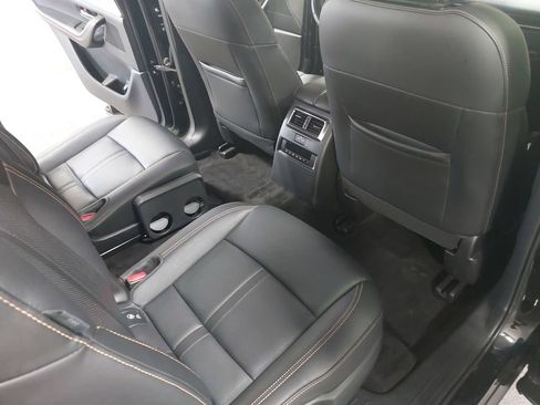 Used 2024 MAZDA CX-90 3.3 Turbo w/ Preferred Plus AWD/4WD image 11