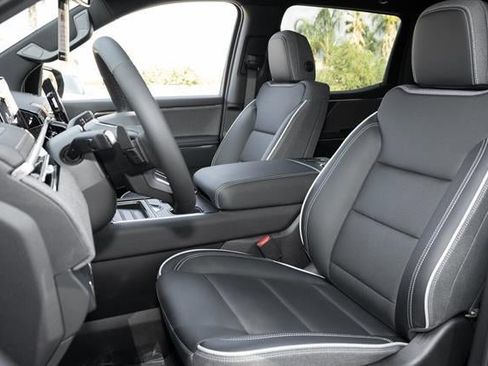 New 2026 GMC Sierra EV Elevation image 18