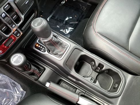 Used 2022 Jeep Wrangler Unlimited Rubicon w/ LED Lighting Group image 24