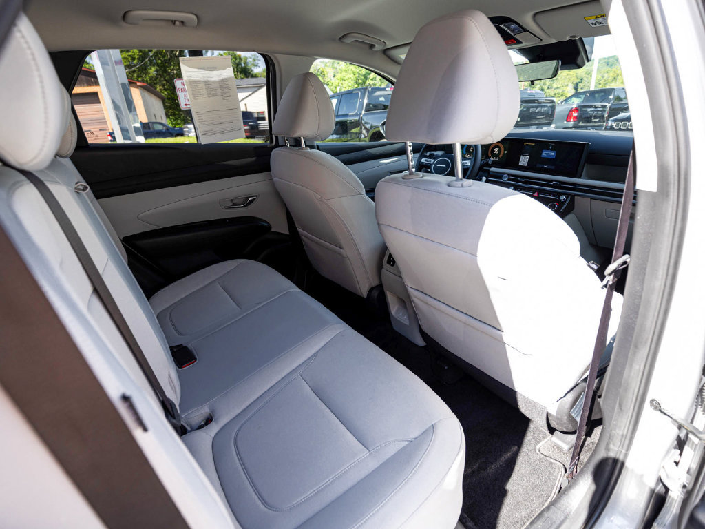 Used 2026 Hyundai Tucson SEL AWD/4WD image 29