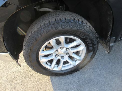 Certified 2022 Chevrolet Silverado 1500 LT AWD/4WD image 14