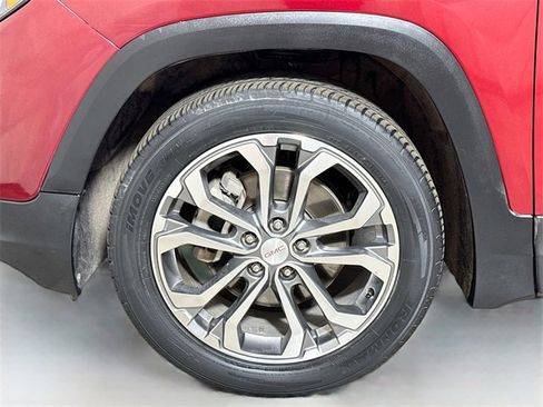 Used 2019 GMC Terrain SLT w/ Preferred Package image 28