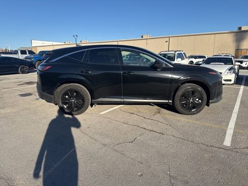 Certified 2025 Nissan Murano SV image 4