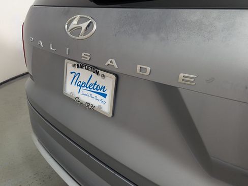 Used 2021 Hyundai Palisade Limited FWD image 8