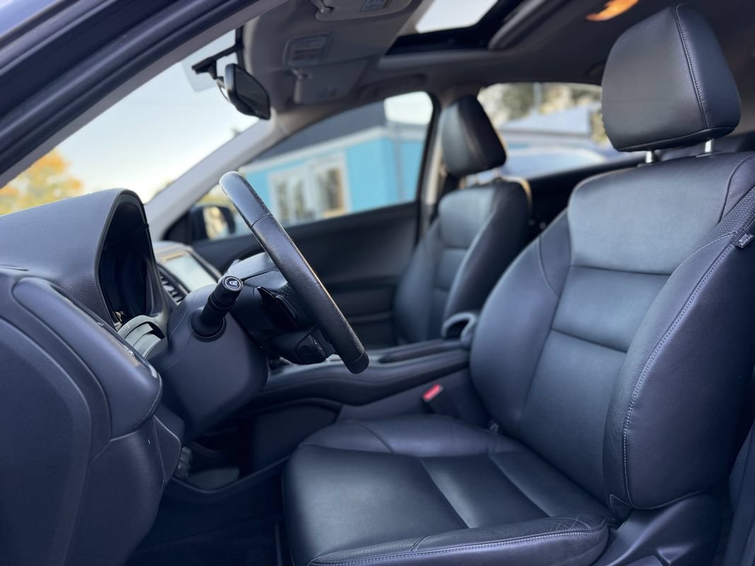 Used 2016 Honda HR-V EX-L image 11