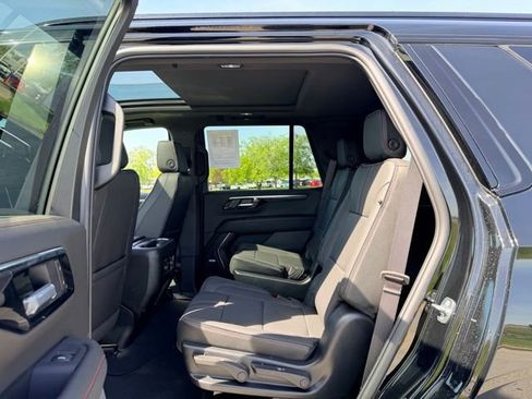 Used 2026 Chevrolet Tahoe RST w/ RST Capability Package AWD/4WD image 9