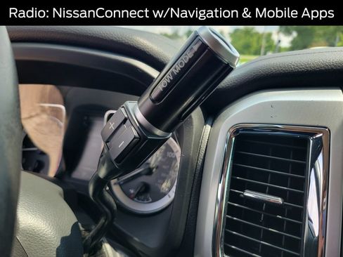 Used 2017 Nissan Titan SV AWD/4WD image 31