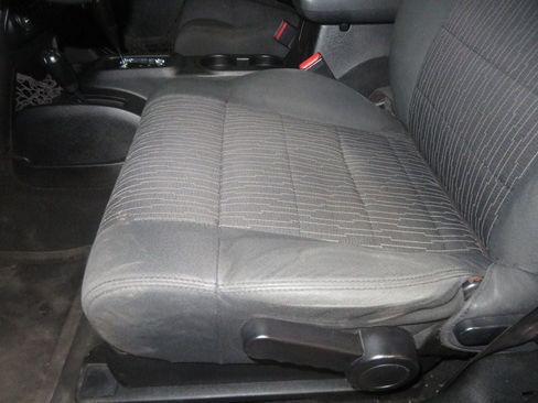 Used 2012 Jeep Wrangler Sport image 19