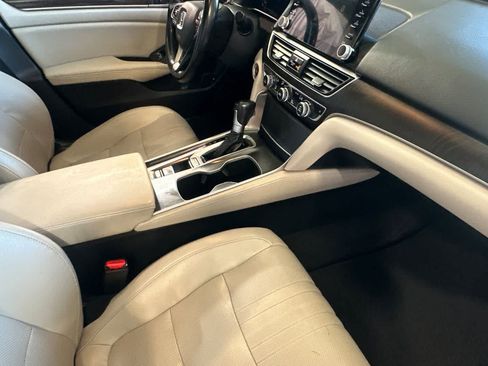 Used 2018 Honda Accord EX-L image 18