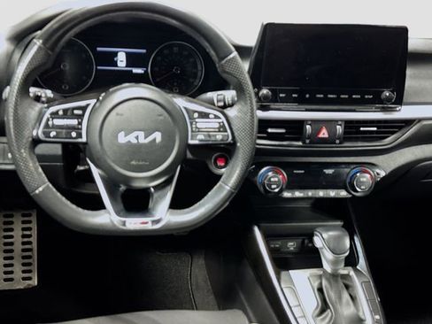 Used 2023 Kia Forte GT-Line image 13