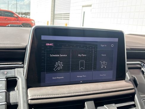 Used 2021 GMC Yukon SLT w/ SLT Luxury Plus Package image 11