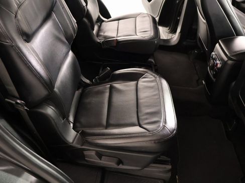 Used 2020 Ford Explorer Limited image 16