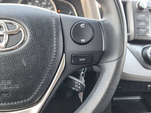 Used 2013 Toyota RAV4 LE AWD/4WD image 31