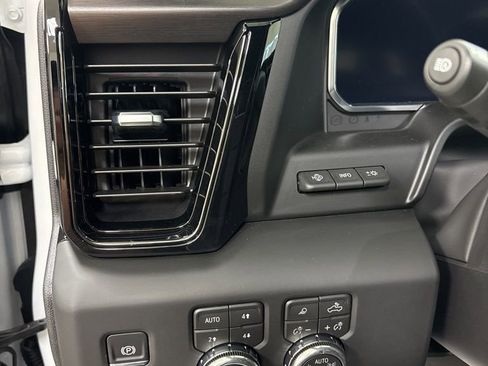 New 2026 GMC Sierra 1500 AT4X image 10