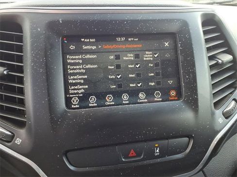 Used 2021 Jeep Cherokee Latitude image 8