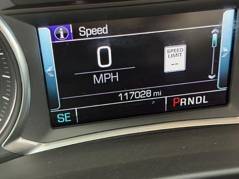 Used 2017 GMC Acadia SLT w/ LPO, Cargo Package AWD/4WD image 29