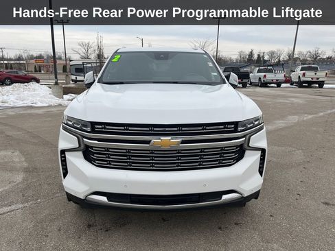 Used 2023 Chevrolet Suburban Premier image 10