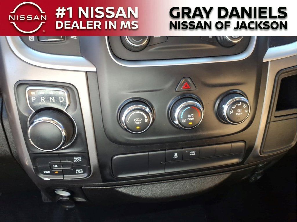 Used 2021 RAM 1500 Classic SLT AWD/4WD image 17