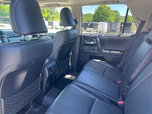 Used 2019 Toyota 4Runner Limited AWD/4WD image 10