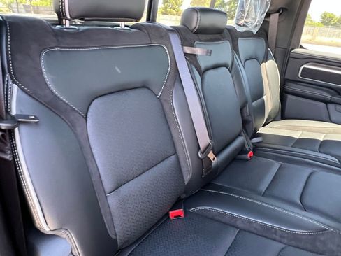 New 2026 RAM 1500 Laramie AWD/4WD image 19