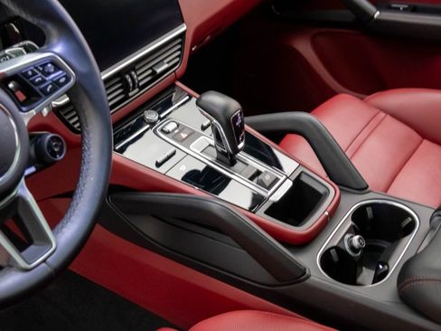 Certified 2023 Porsche Cayenne GTS image 13