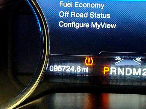 Used 2016 Ford F150 Platinum w/ Technology Package image 15