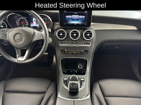 Used 2019 Mercedes-Benz GLC 300 4MATIC image 18