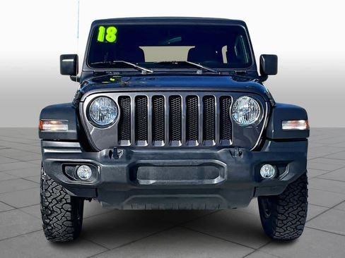 Used 2018 Jeep Wrangler Unlimited Sport S image 3