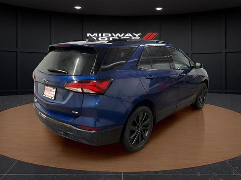 Used 2023 Chevrolet Equinox RS image 4
