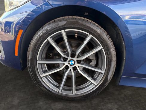Used 2019 BMW 330i xDrive Sedan w/ Driving Assistance Package AWD/4WD image 36