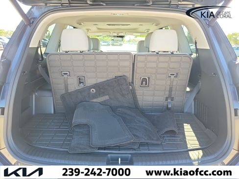 Certified 2025 Kia Telluride S FWD image 10
