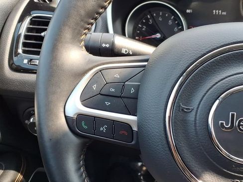 Used 2019 Jeep Compass Limited AWD/4WD image 21
