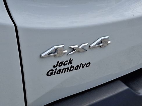 Used 2022 Jeep Renegade Latitude AWD/4WD image 31