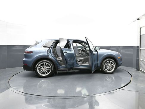 Used 2019 Porsche Cayenne AWD/4WD image 33