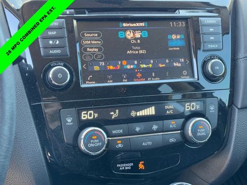 Certified 2020 Nissan Rogue SL w/ Premium Package FWD image 22