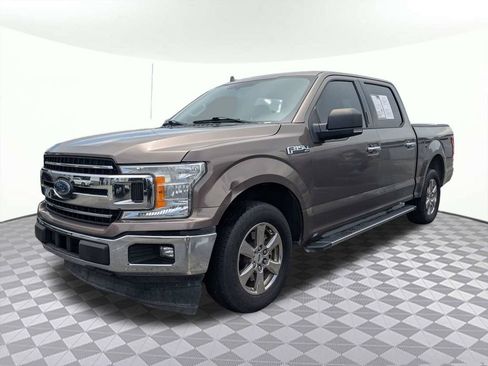 Used 2018 Ford F150 XLT w/ Equipment Group 302A Luxury RWD image 6