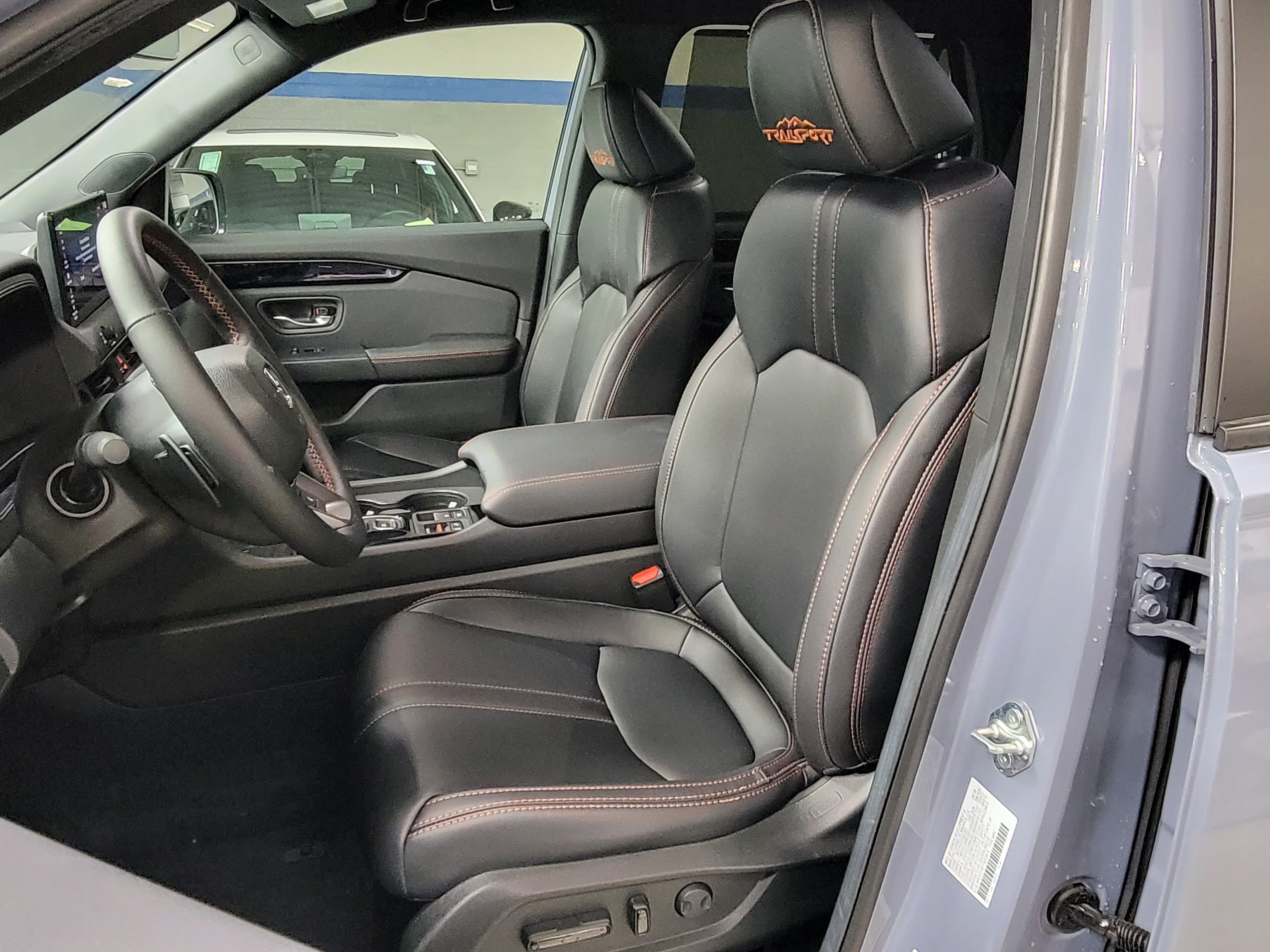 Used 2026 Honda Pilot TrailSport image 14