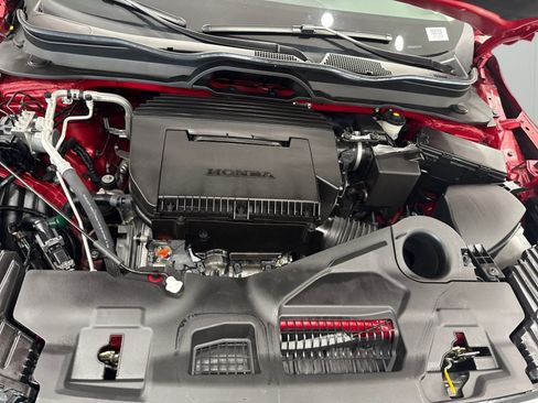 Used 2023 Honda Pilot Touring image 11