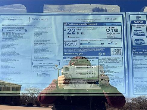 New 2026 Chrysler Pacifica Select image 13