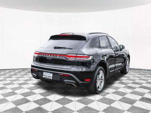 Used 2023 Porsche Macan AWD/4WD image 9