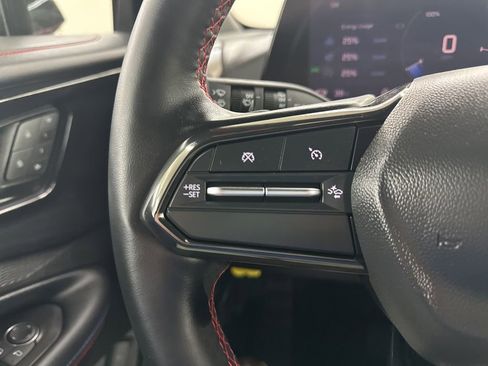 Used 2024 Chevrolet Blazer EV RS image 35