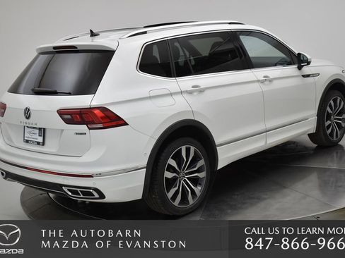 Used 2022 Volkswagen Tiguan SEL R-Line image 20