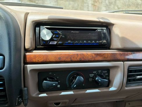 Used 1996 Ford Bronco Eddie Bauer AWD/4WD image 26