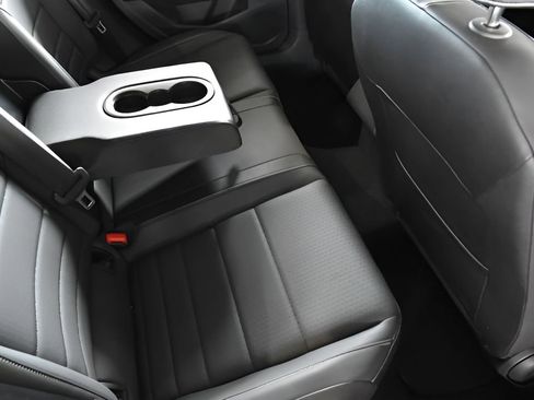 Used 2024 Volkswagen Jetta SE image 23